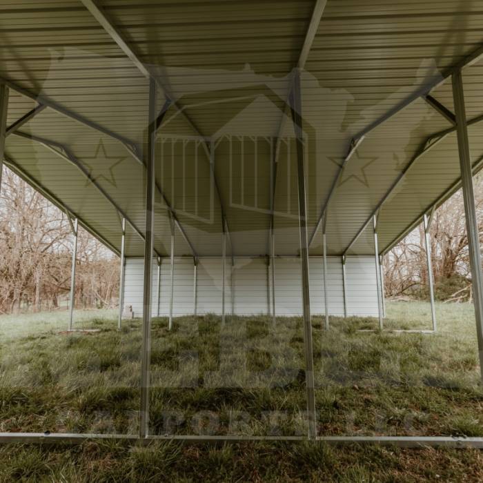 Gay 46x35x11x8 Barn